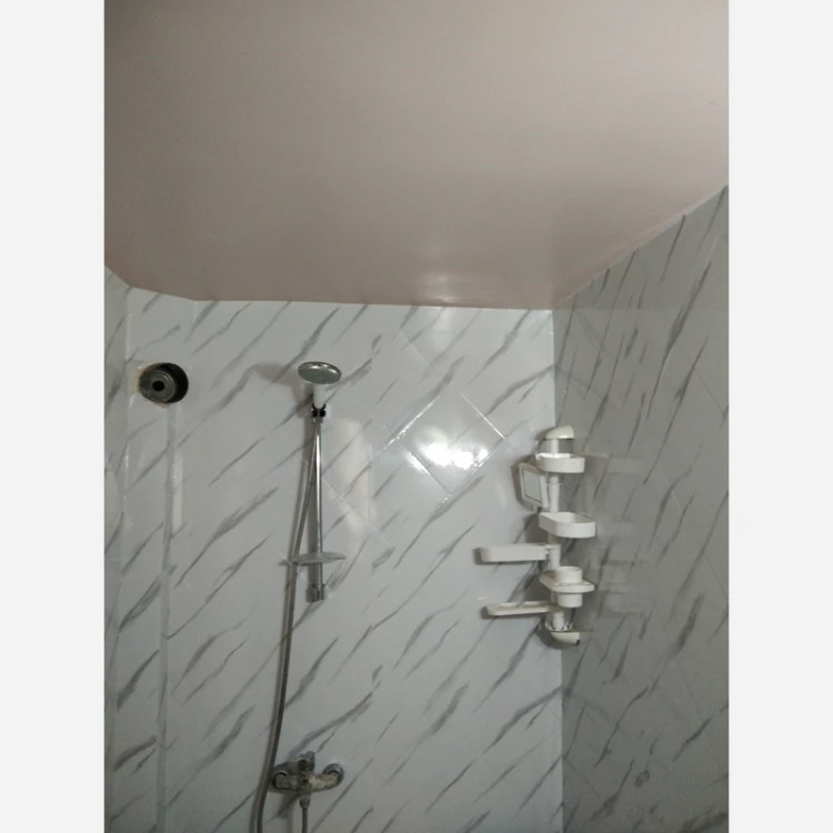 برچسب کابینت طرح سنگ هایگلاس کد 6270 ضخیم سفید رگه طوسی
