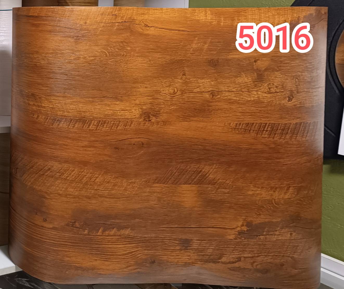 برچسب کابینت کد ۵۰۱۶ طرح چوب قهوه‌ای روشن عرض ۶۰ سانت